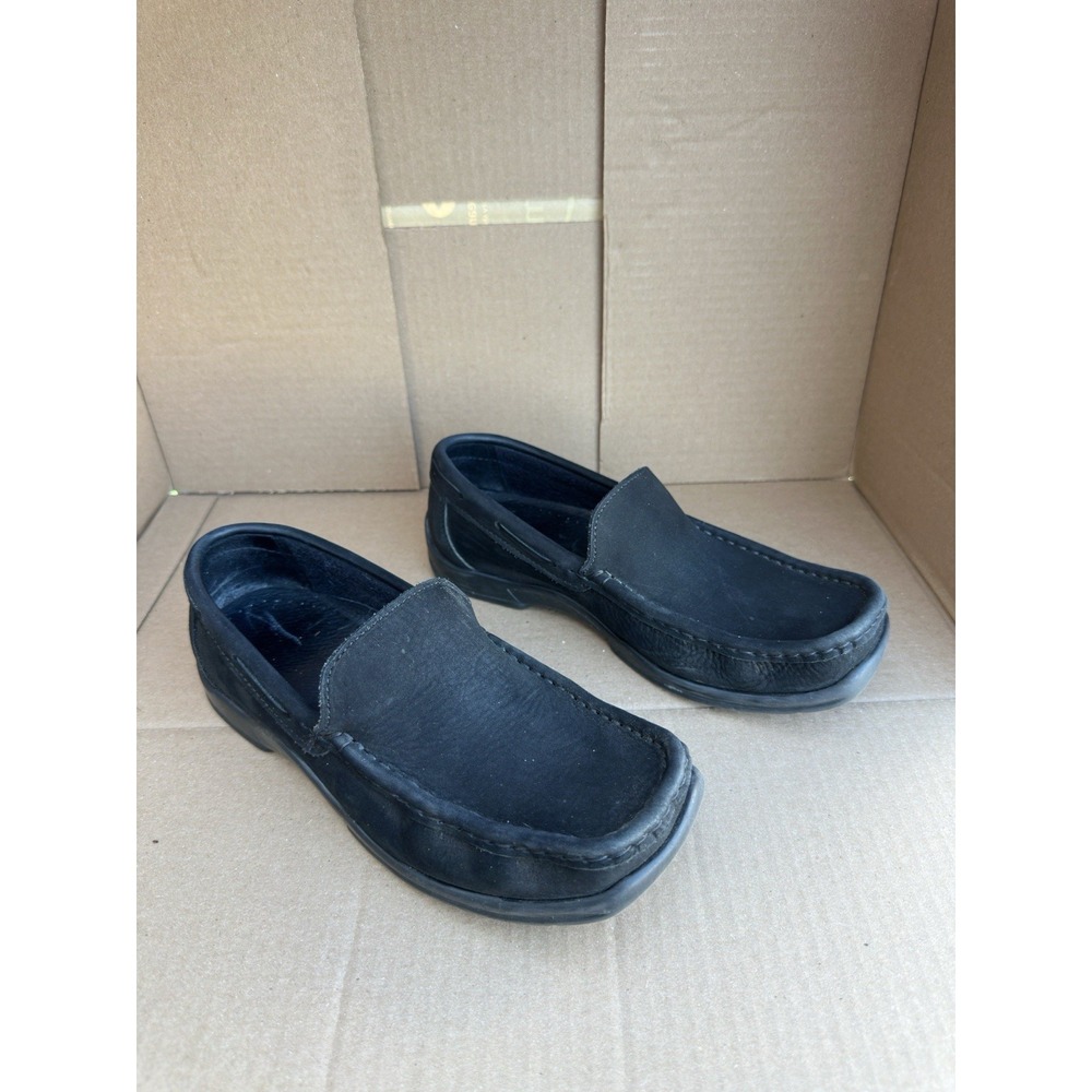 L.L. Bean Women's Slip-On Loafers Black Leather Moc Shoes 6.5M Made in Canada